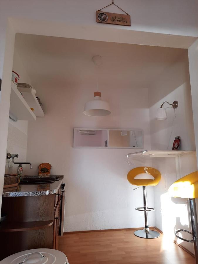 Studio-Appartements Emwey Trogir Luaran gambar