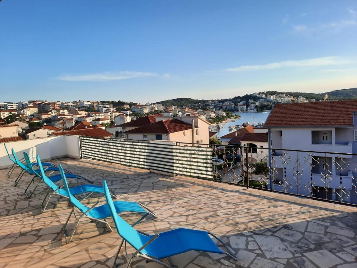 Studio-Appartements Emwey Trogir Luaran gambar