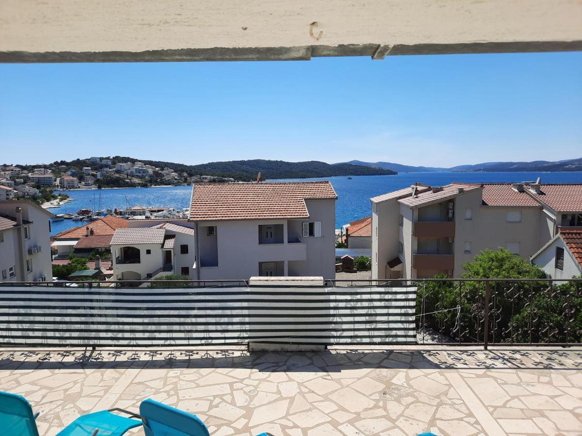 Studio-Appartements Emwey Trogir Luaran gambar