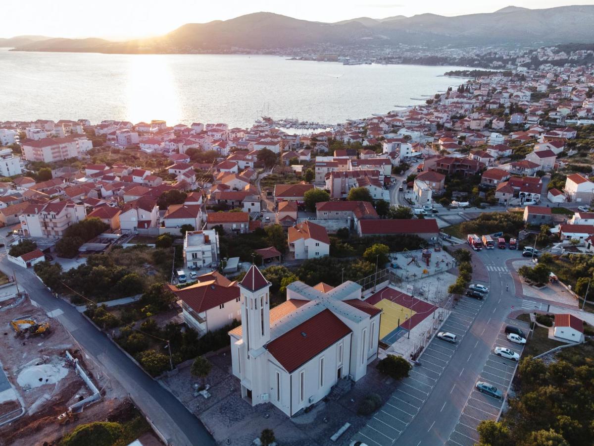 Studio-Appartements Emwey Trogir Luaran gambar