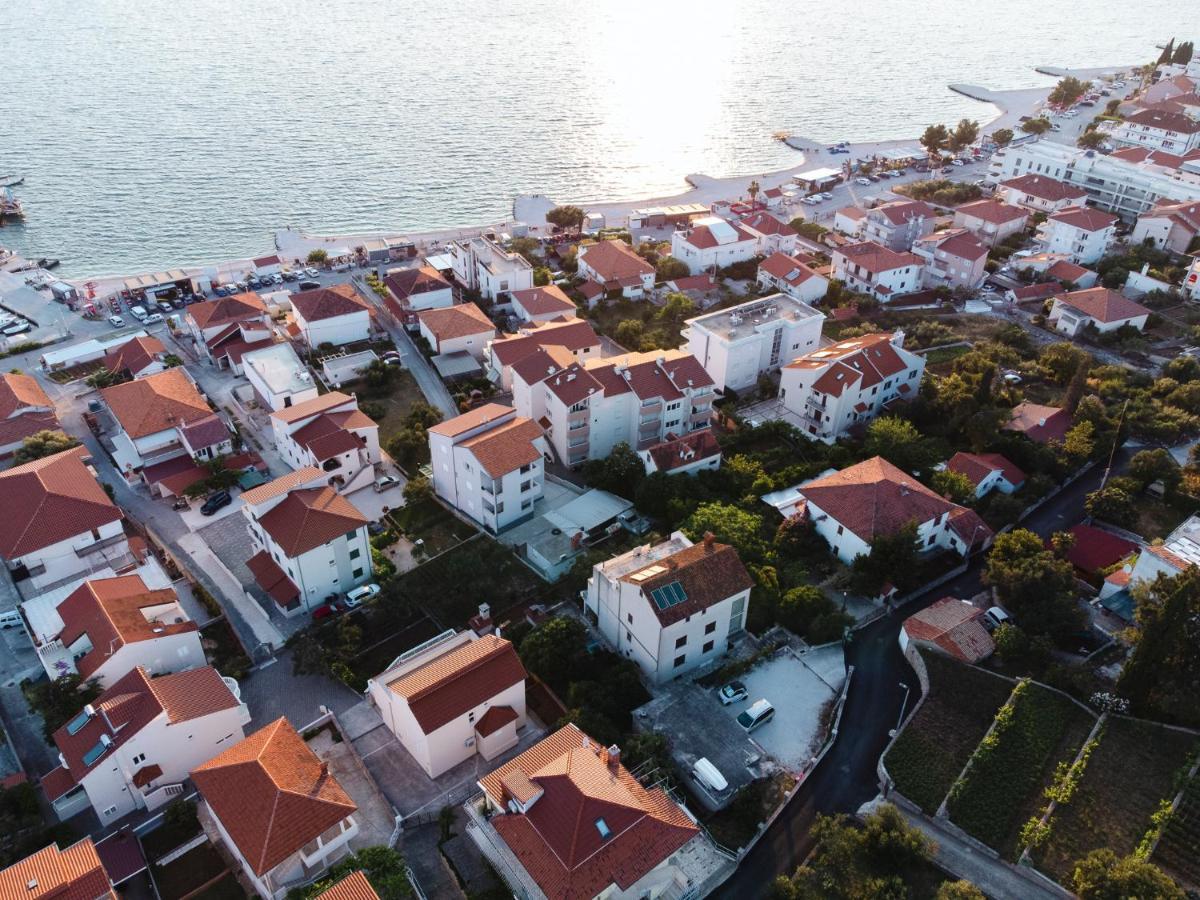 Studio-Appartements Emwey Trogir Luaran gambar