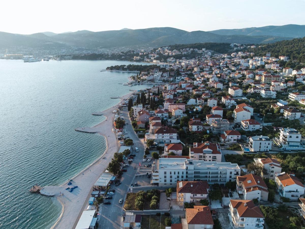 Studio-Appartements Emwey Trogir Luaran gambar